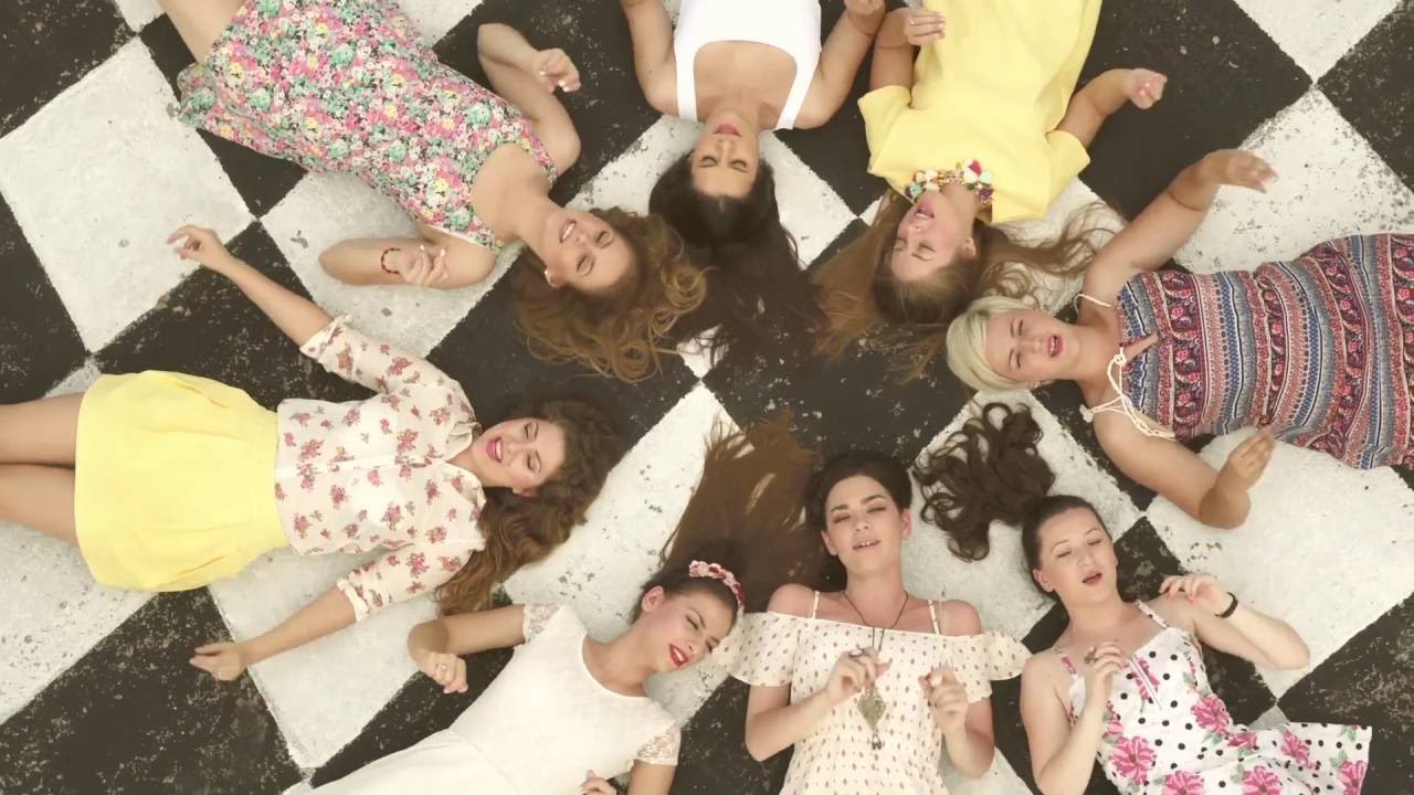 MIA - ZIVOT NIJE SIV