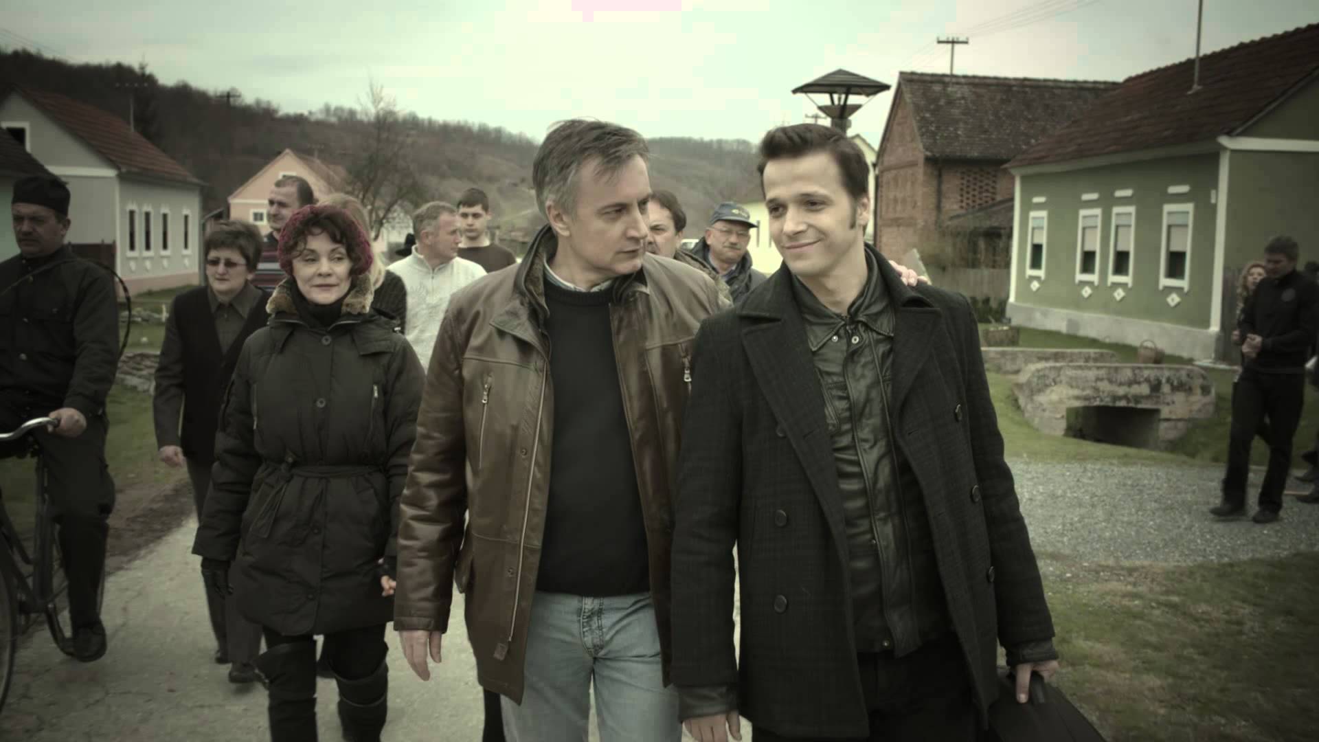 MIROSLAV SKORO - ZASTO LAZU NAM U LICE