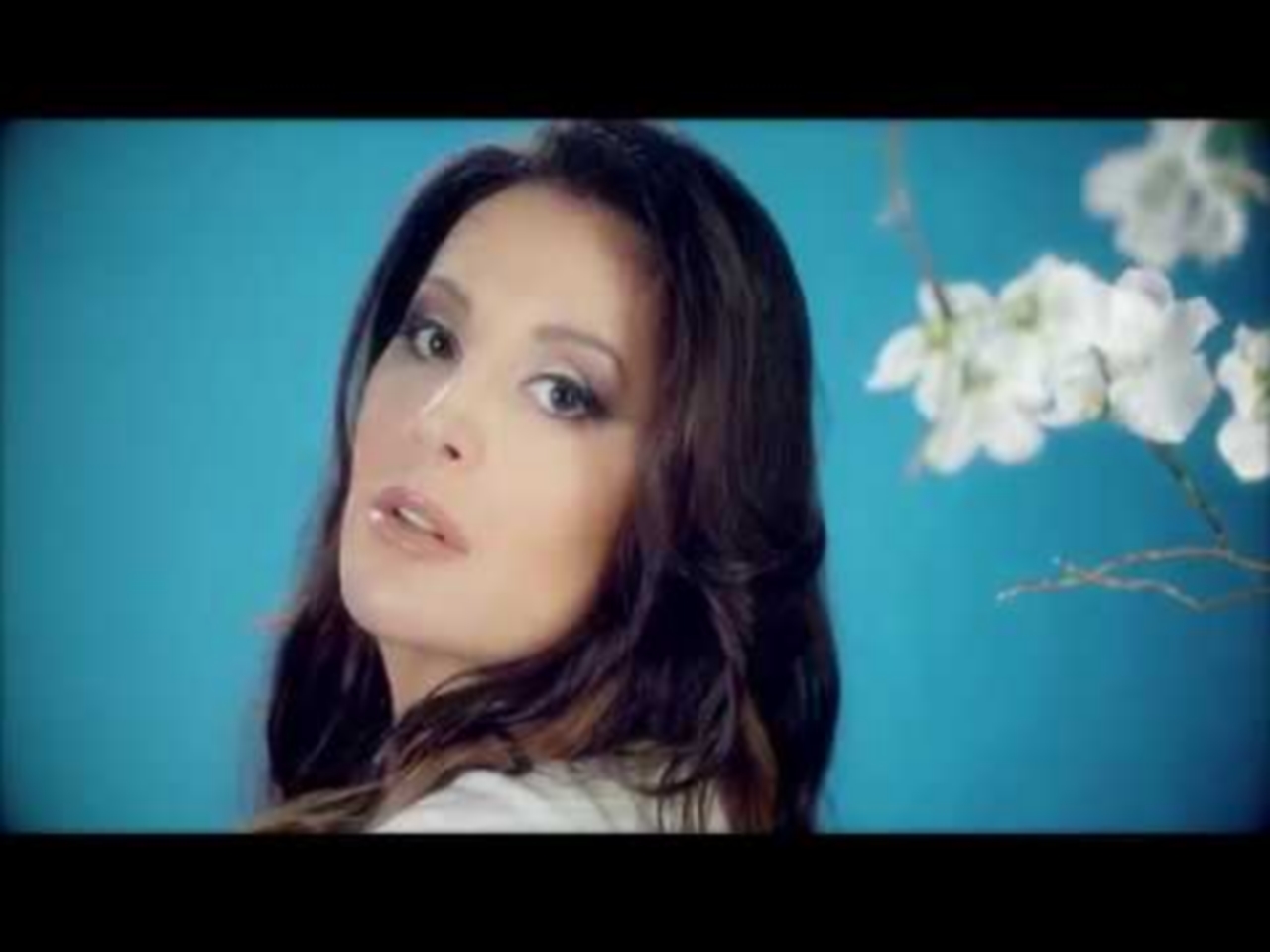 DRAGANA MIRKOVIC - Od milion jedan (OFFICIAL VIDEO 2017)