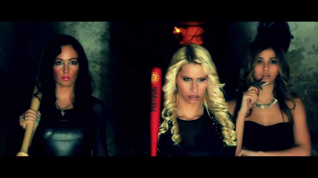 Begini - Napala me s leđa (Official Video)