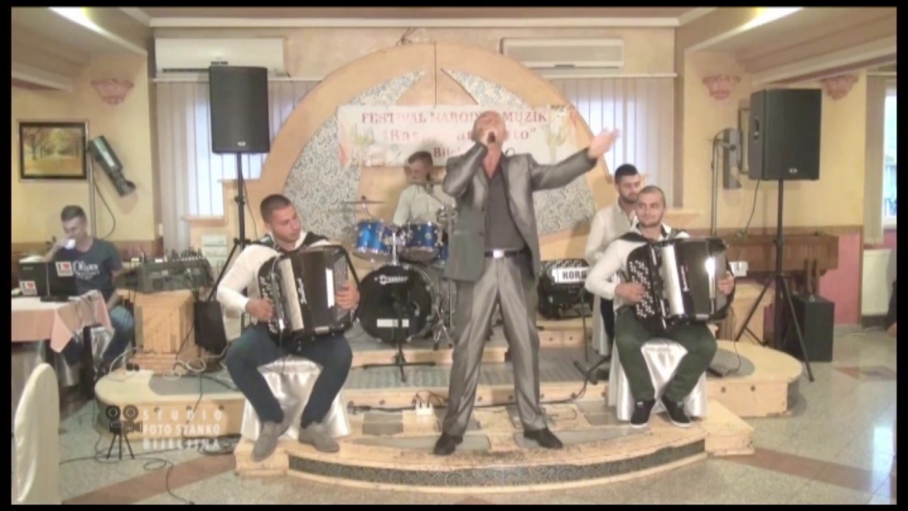 Velimir Bajagic Bajaga - Ljuti boj - Festival Raspjevano ljeto - Bijeljina 2017.