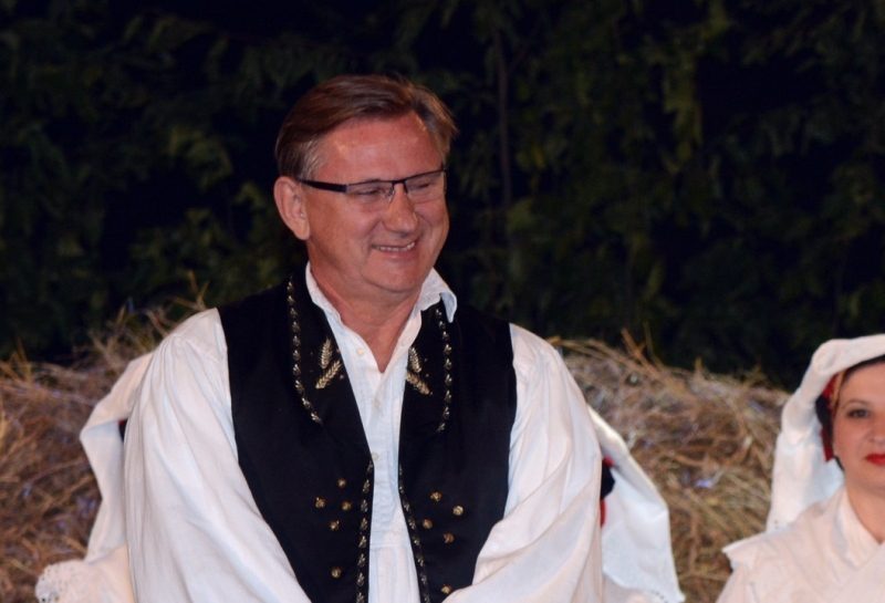 Legendarni voditelj “Lijepom našom” Branko Uvodić dobio otkaz mailom